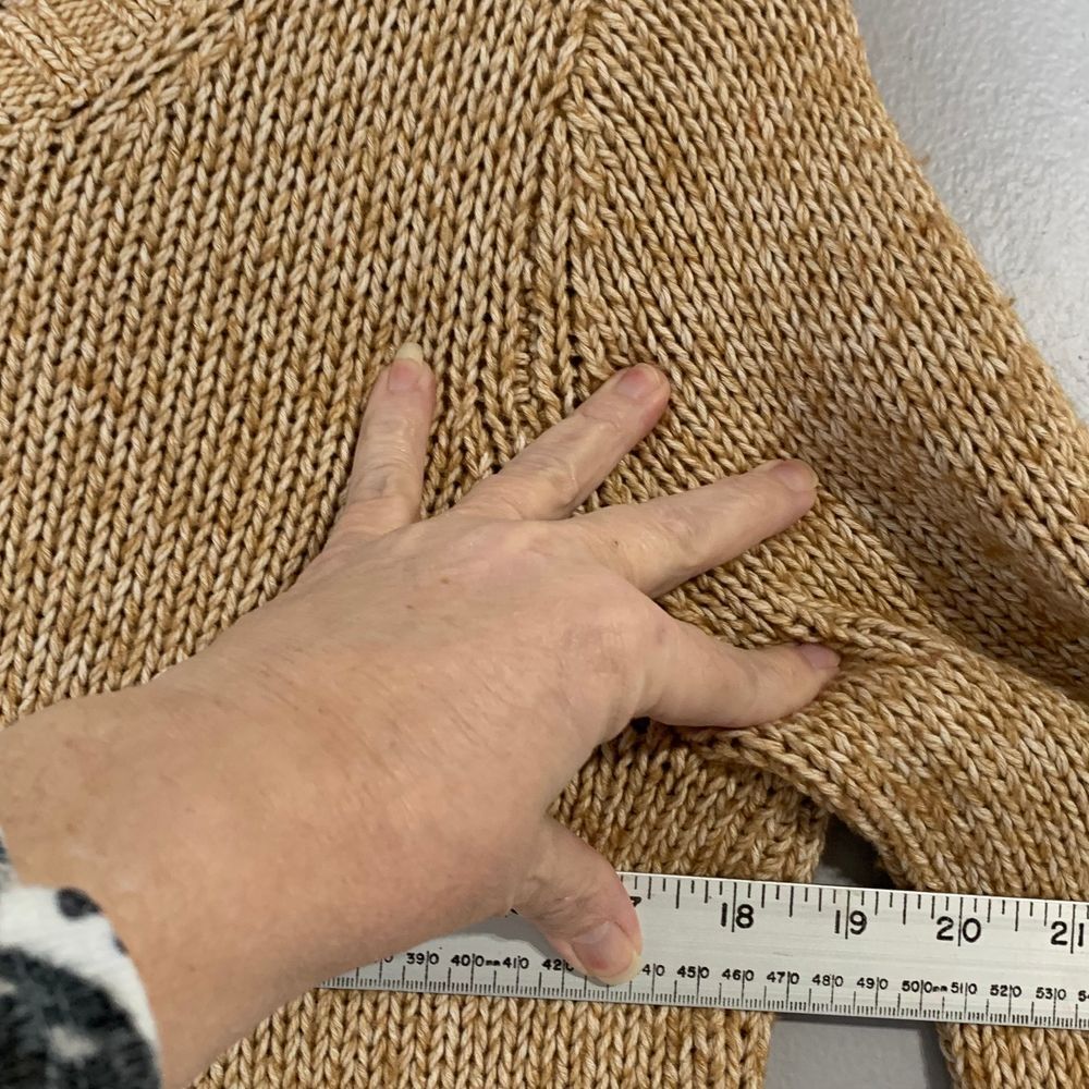 Gap Blouson Novel Camel Heather Pullover‎ cable knit sweater.  Size M - Picture 7 of 10